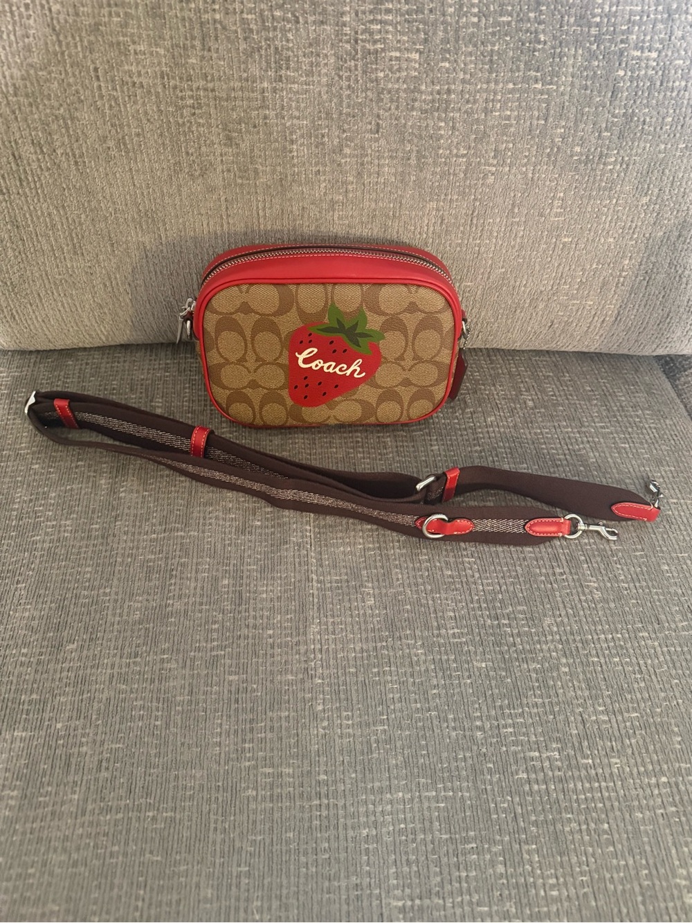 Coach Strawberry Jacquard mini Jamie camera bag